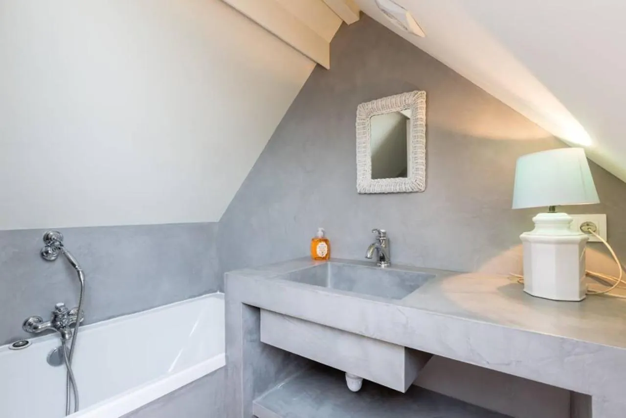 بيت للعطل Le Petit Miramar - Maison Vue Mer - St Briac سان برياك سور مير فرنسا